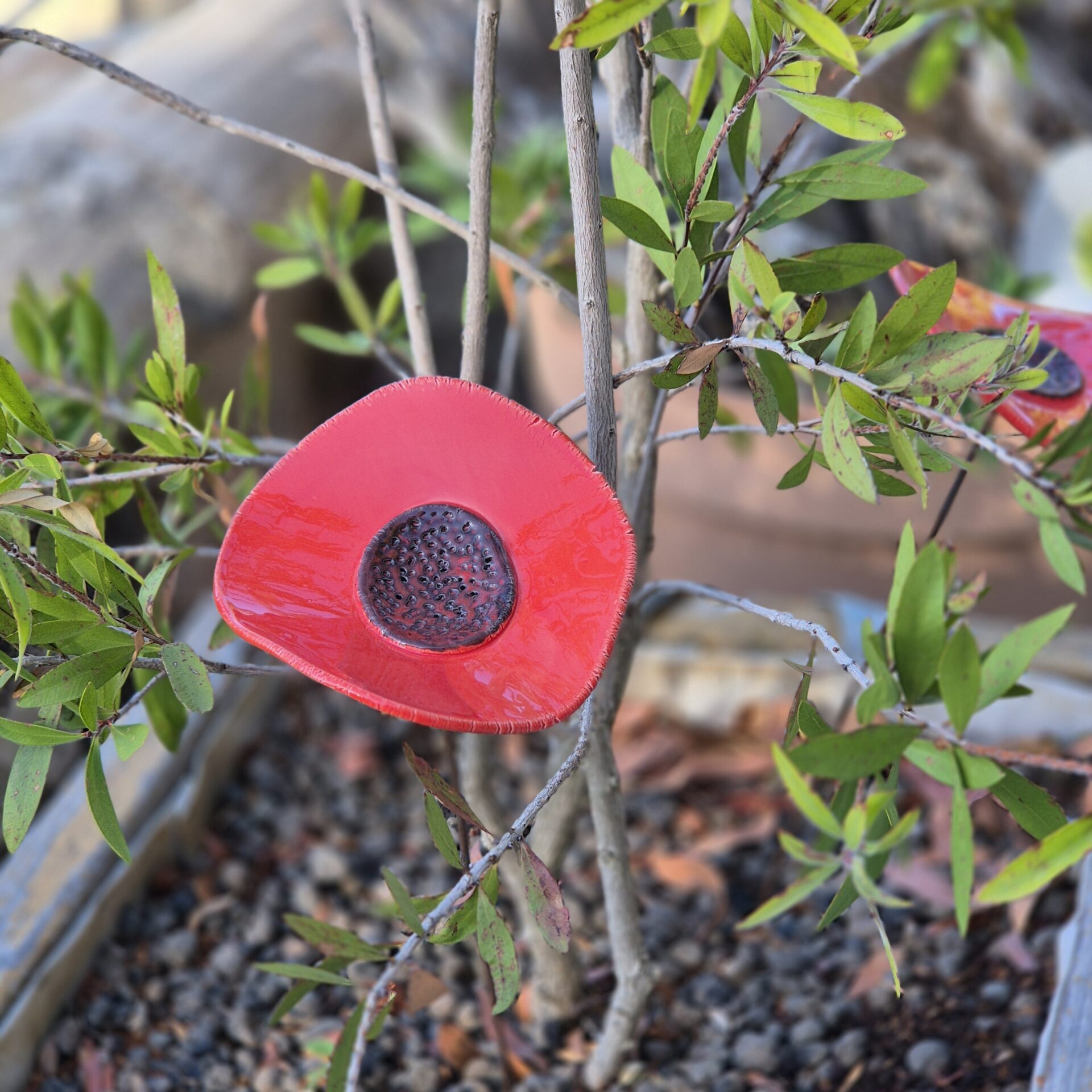 Coquelicot en céramique fait main pour décoration moderne Laurence Pateri Céramique